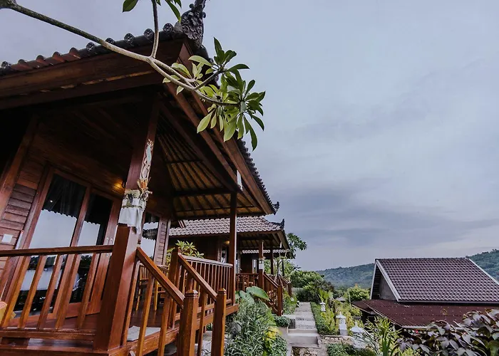 Sunday Huts 3*